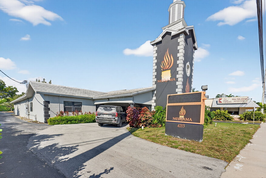 More Photos Of 4213 N Federal Hwy, Pompano Beach Religious Facility For Sale