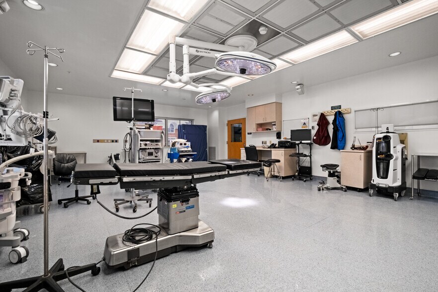 More Photos Of 5897 County Road 107, Proctorville Healthcare For Sale