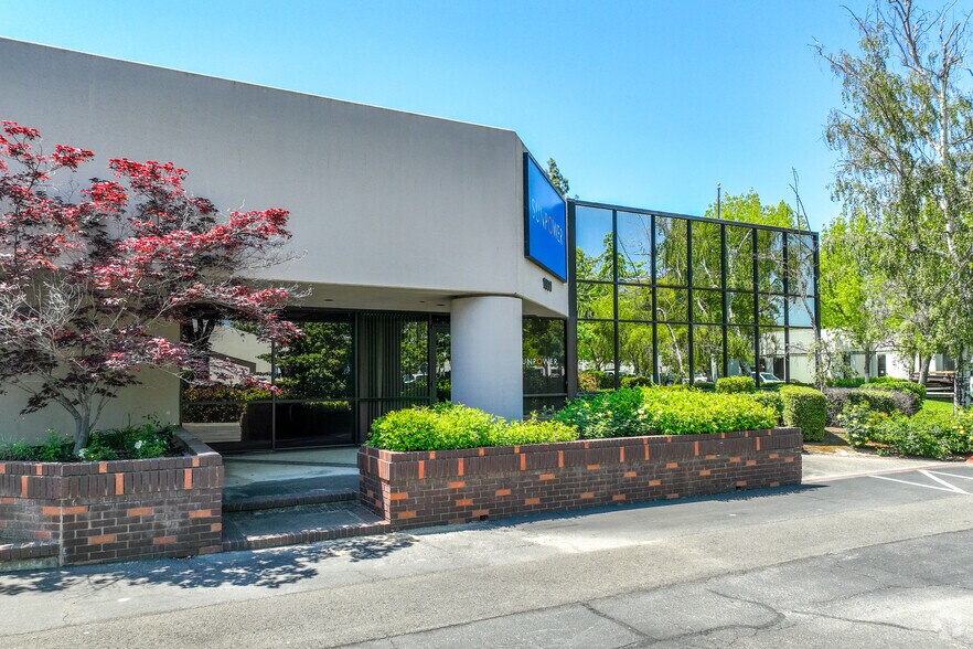 More Photos Of 1071 Serpentine Ln, Pleasanton Research And Development For Sale