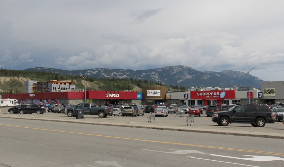 Primary Photo Of 303 Ogilvie St, Whitehorse Storefront For Sale