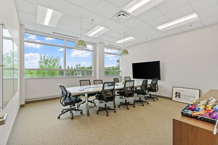 More Photos Of 2361 W Highway 36, Roseville Unknown For Lease