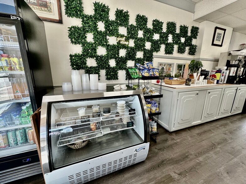 More Photos Of 229 Mill St, Greenwich General Retail For Sale
