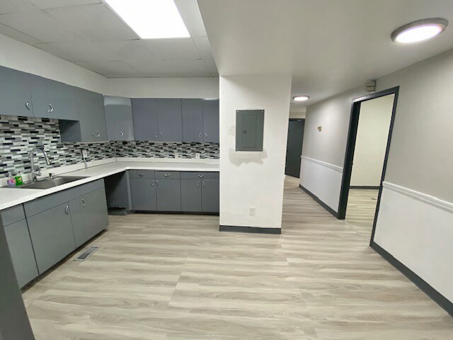 More Photos Of 3165 Myrtle Ave, Granite City Medical For Sale