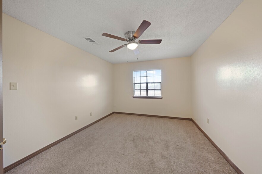 More Photos Of 70601 Chapman Drive, Abita Springs Multifamily For Sale