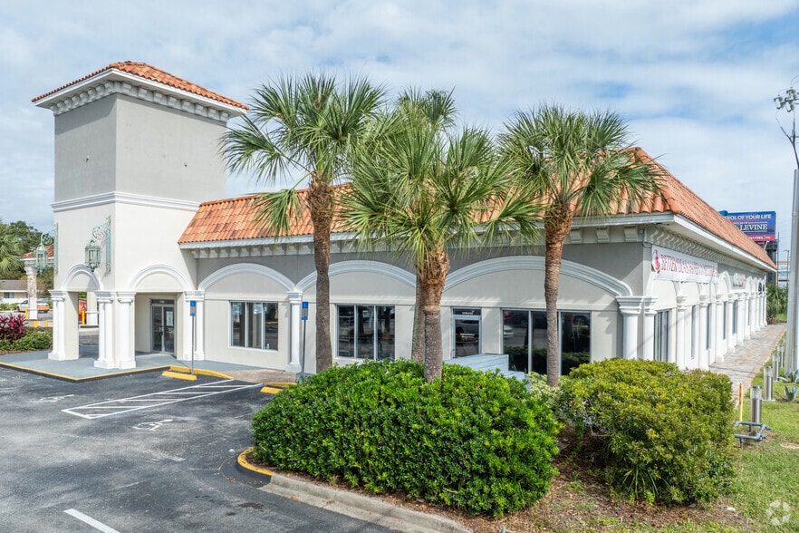 More Photos Of 13799 Beach Blvd, Jacksonville Unknown For Lease