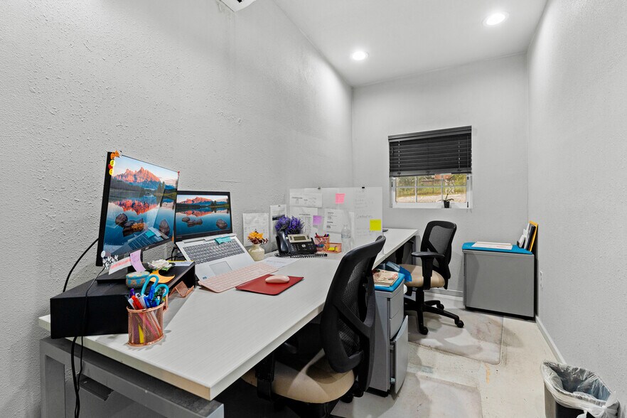 More Photos Of 7710 W IH-10, San Antonio Office For Sale