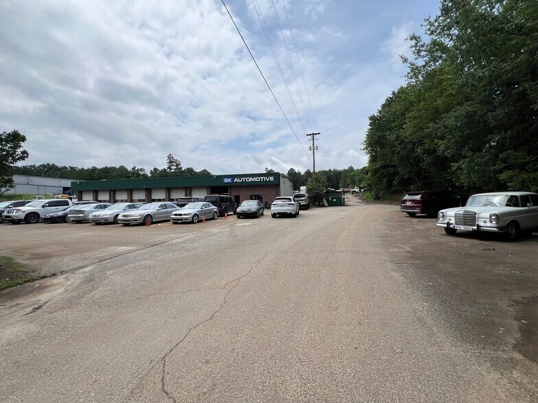 More Photos Of 2103 Winder Hwy, Dacula Industrial For Lease