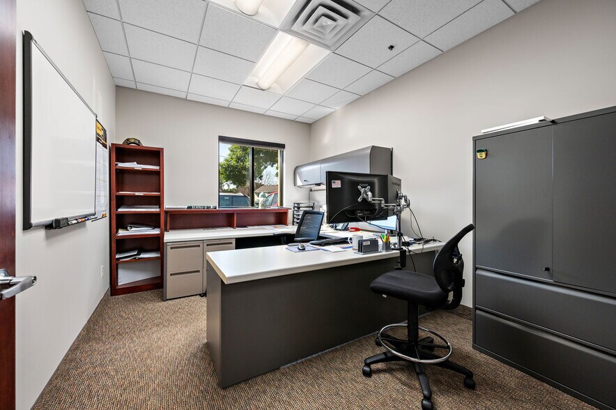 More Photos Of 1481 81st Ave NE, Spring Lake Park Office For Sale