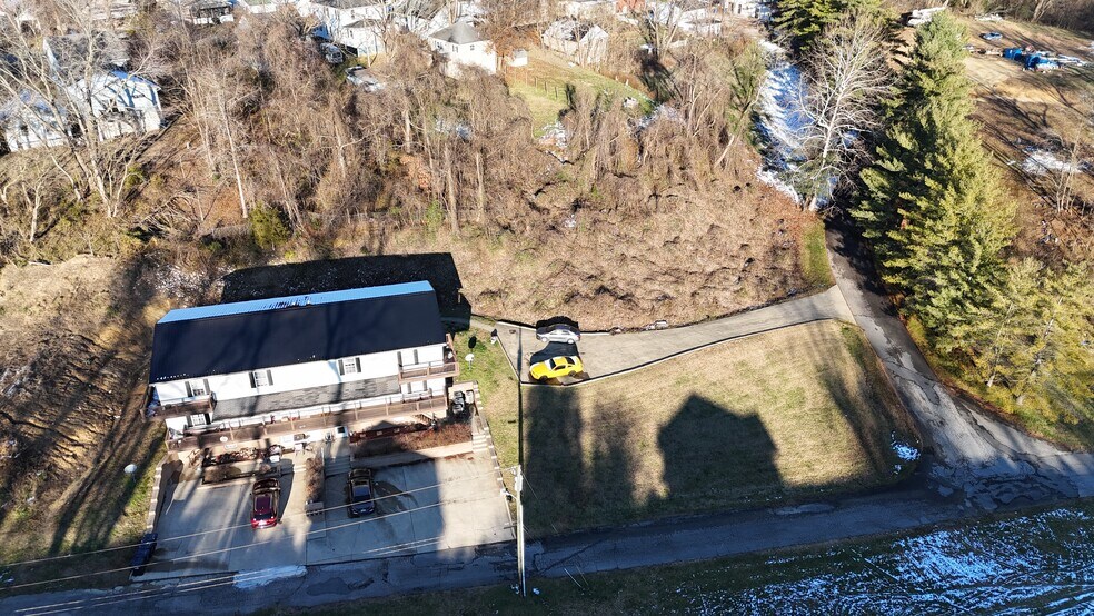 More Photos Of 751 Hunt St, Ashland Apartments For Sale