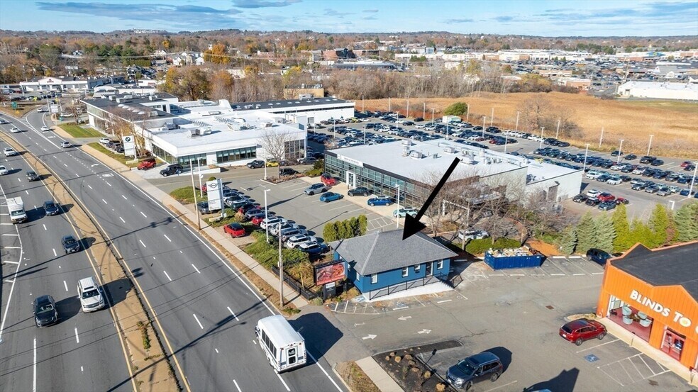 More Photos Of 205 Andover St, Peabody Medical For Lease