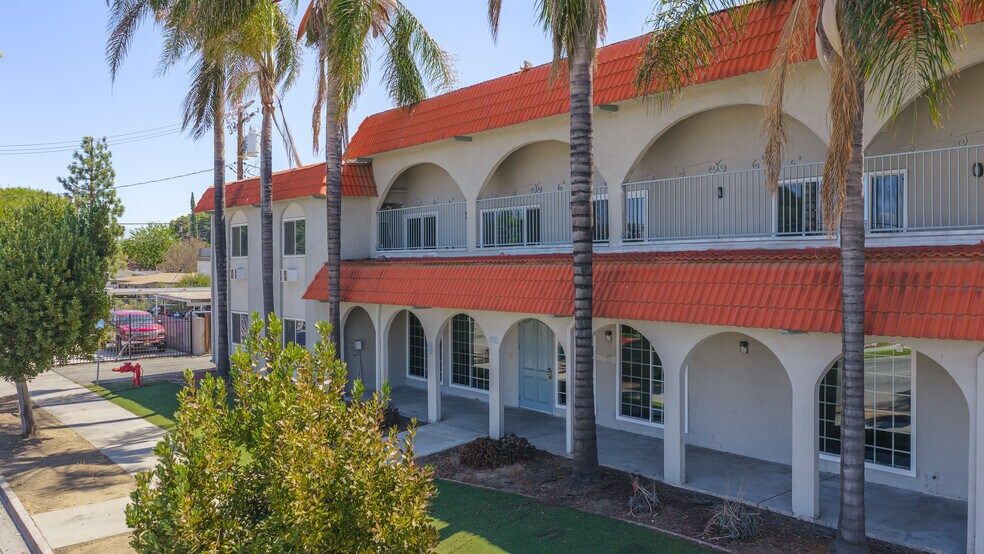 More Photos Of 1353 E Devonshire Ave, Hemet Assisted Living For Sale
