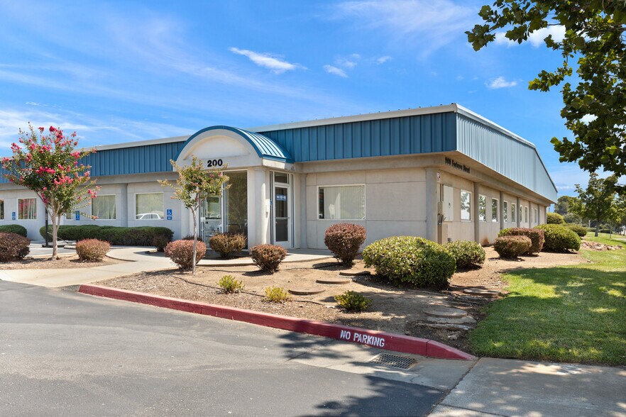 More Photos Of 900 Fortress St, Chico Office For Lease