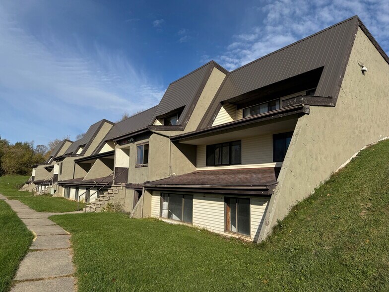 More Photos Of 55 E Main St, Morrisville Apartments For Sale