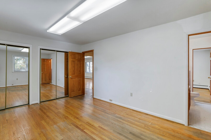 More Photos Of 2893 Jessup Rd, Jessup Office For Sale