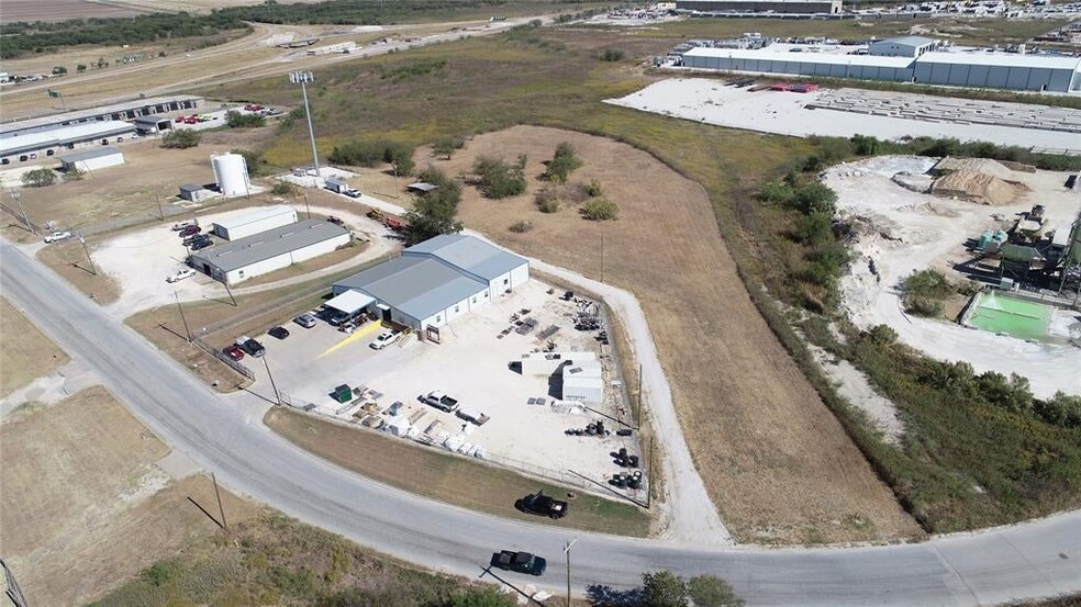 Primary Photo Of 117 Industrial Loop, Hillsboro Land For Lease