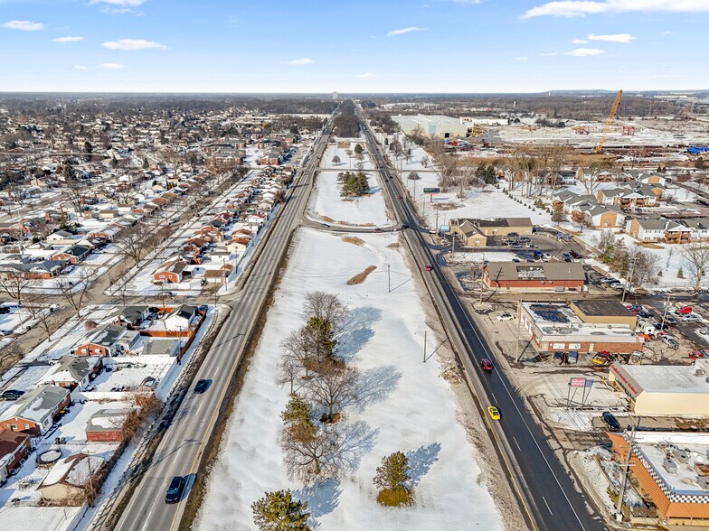 More Photos Of 2401 Fort St, Trenton Warehouse For Sale