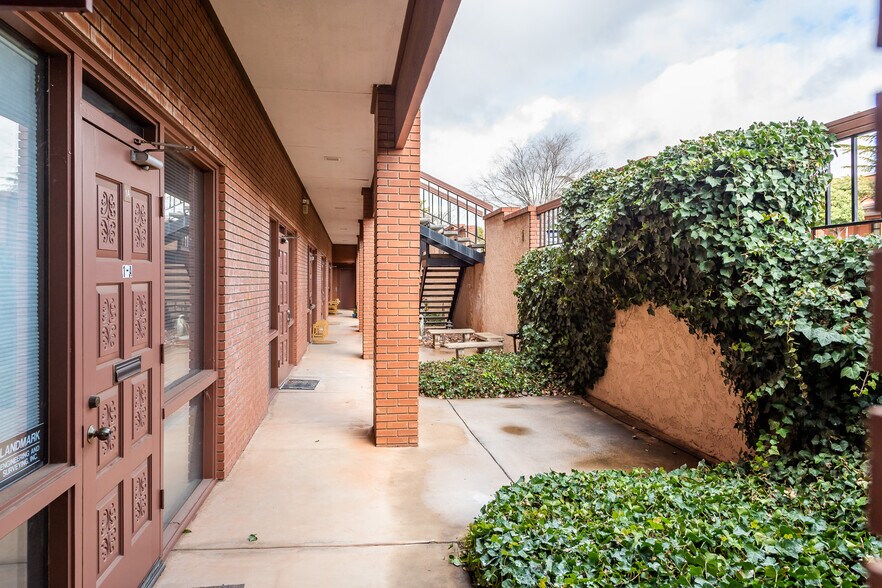 More Photos Of 1785 W Highway 89A, Sedona Medical For Lease