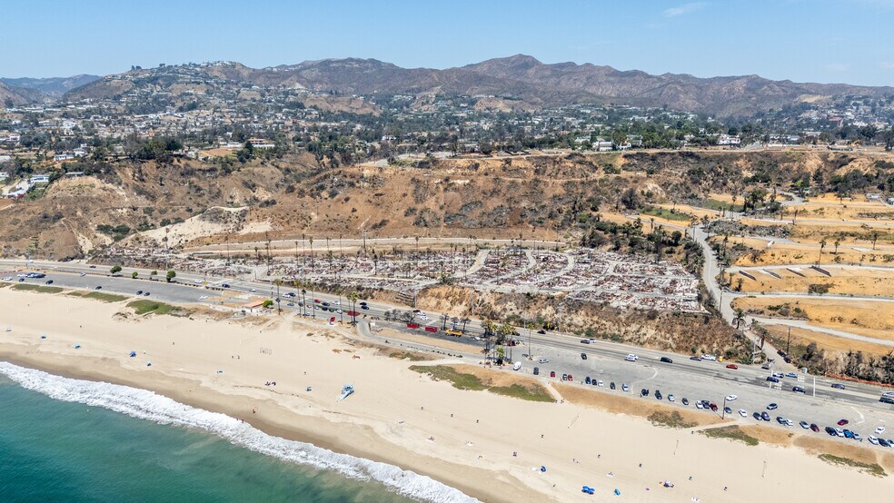 More Photos Of 16321 Pacific Coast Highway, Pacific Palisades Land For Sale