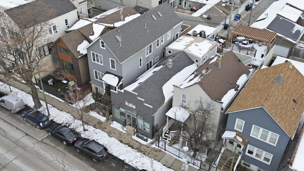 More Photos Of 2447 N Ashland Ave, Chicago Storefront Retail Residential For Lease