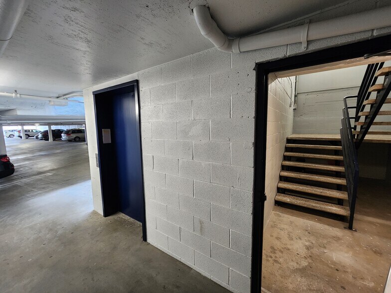 More Photos Of 901 N Pacific Coast Hwy, Redondo Beach Medical For Lease