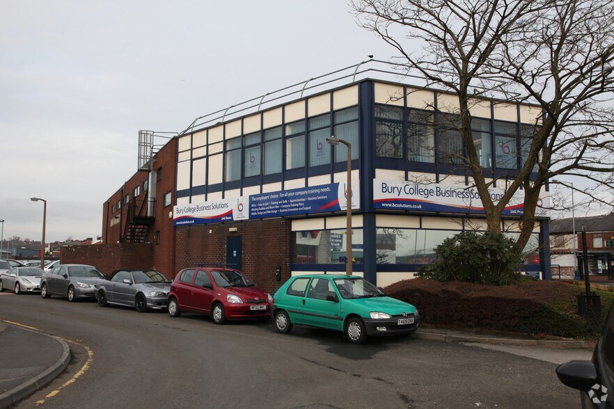 More Photos Of 35 Walmersley Rd, Bury Office For Lease