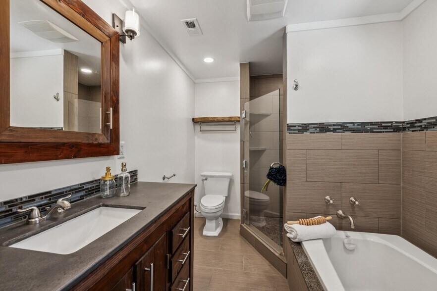 More Photos Of 846 Wilmac Ave, Novato Apartments For Sale