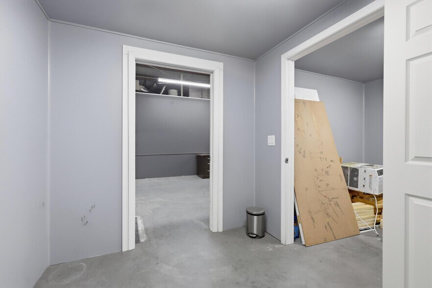 More Photos Of 623 Pleasant St, Lake Helen Flex For Lease