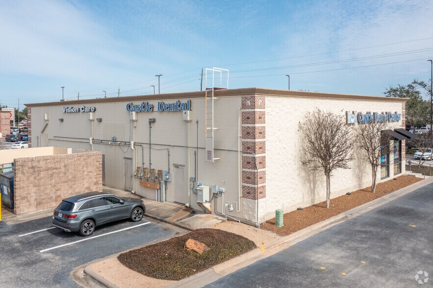 More Photos Of 6501-6887 Highway 6 N, Houston Unknown For Lease
