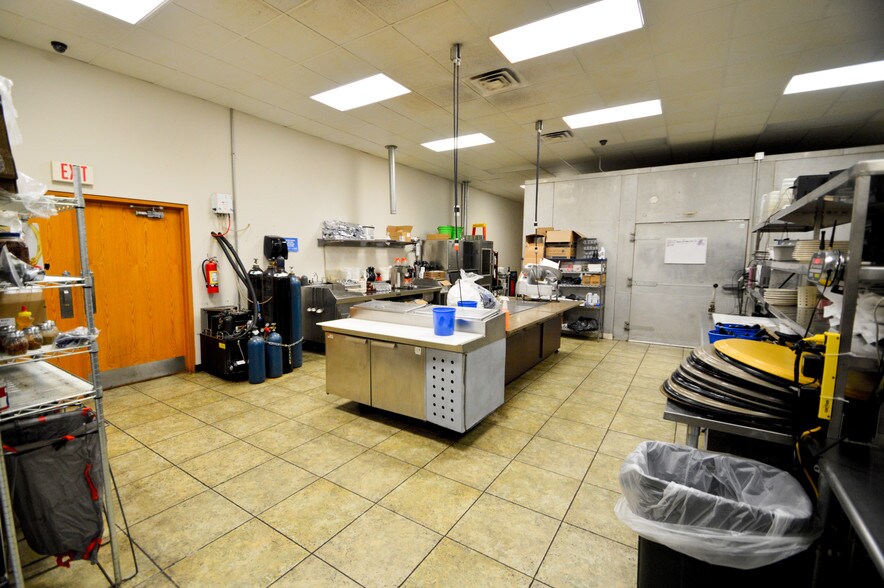 More Photos Of 204 Wolf River Dr, Fremont Marina For Sale