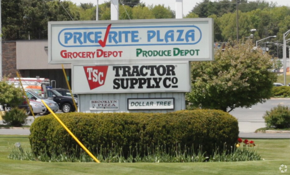 747751 Upper Glen St, Glens Falls, NY 12804 Retail For Lease