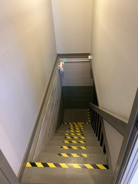 More Photos Of 74 E Hill St, Mount Juliet Office For Lease