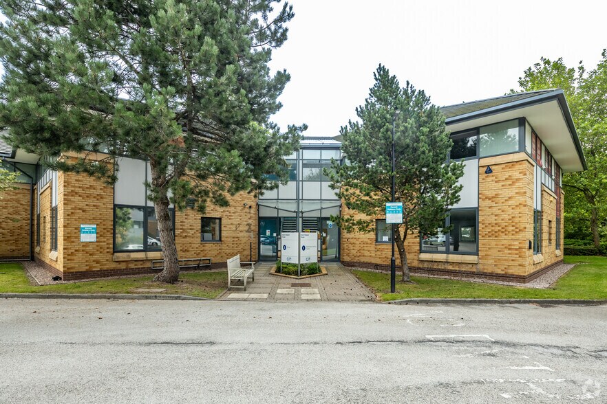 More Photos Of The Pavilions, Preston Office For Sale