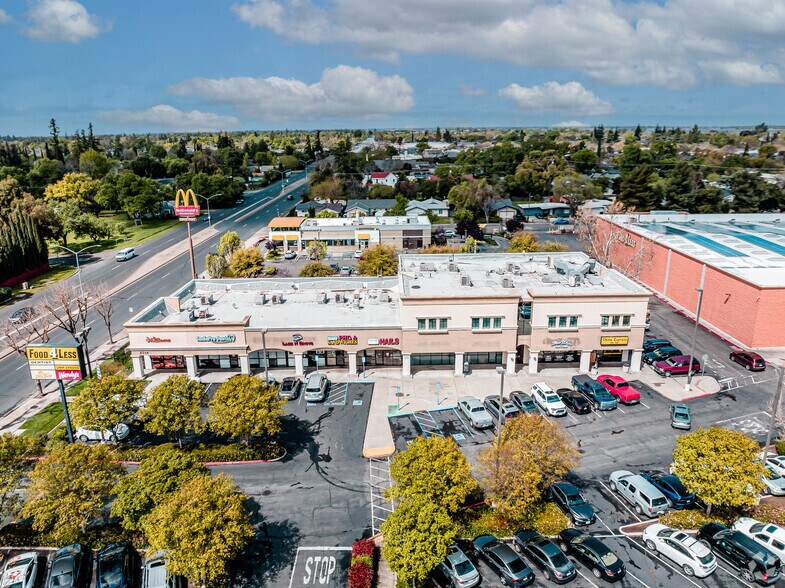 More Photos Of 8014 Lower Sacramento Rd, Stockton Unknown For Lease