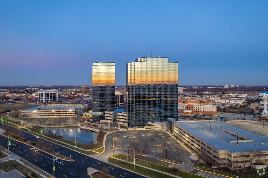 More Photos Of 1450 American Ln, Schaumburg Office For Lease