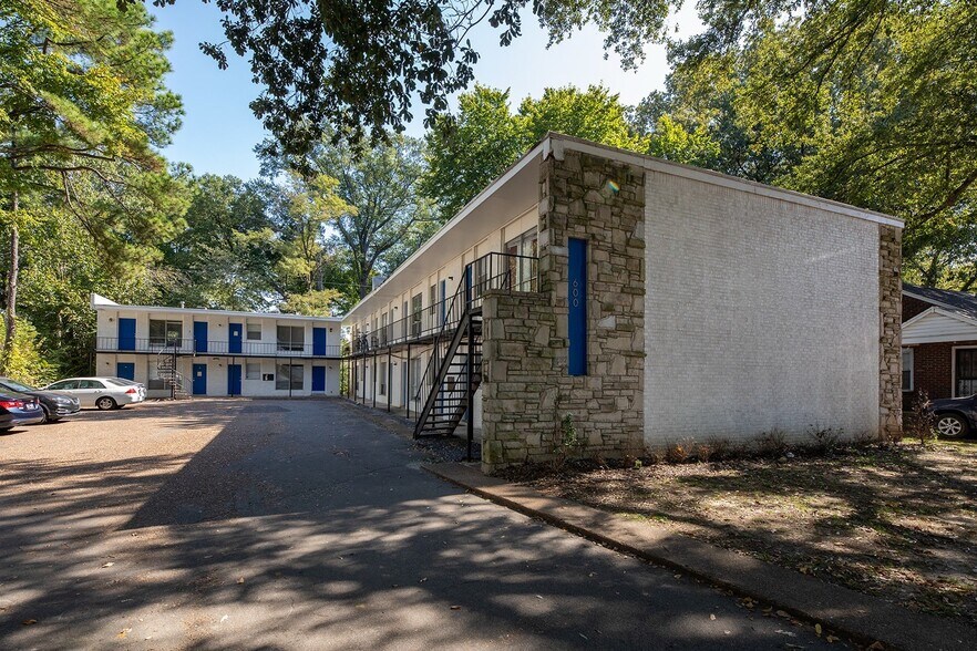 More Photos Of 592 Patterson St, Memphis Apartments For Sale