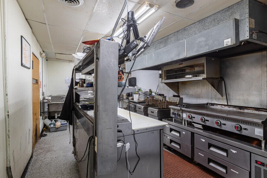 More Photos Of N18078 County Road T, Galesville General Retail For Sale