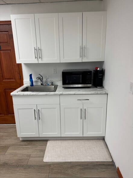 More Photos Of 3600 Investment Ln, West Palm Beach Service For Lease