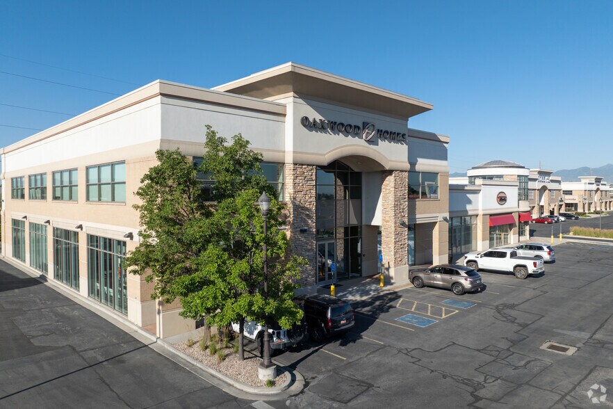 Primary Photo Of 156-206 E Winchester St, Murray Freestanding For Lease