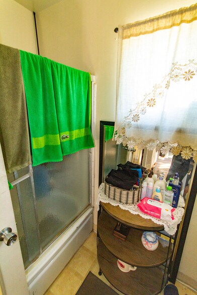 More Photos Of 222-224 S Normandie Ave, Los Angeles Apartments For Sale