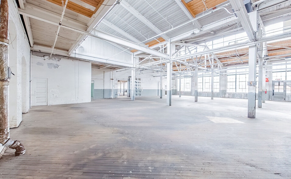 More Photos Of 480 W 5th St, Bloomsburg Manufacturing For Sale