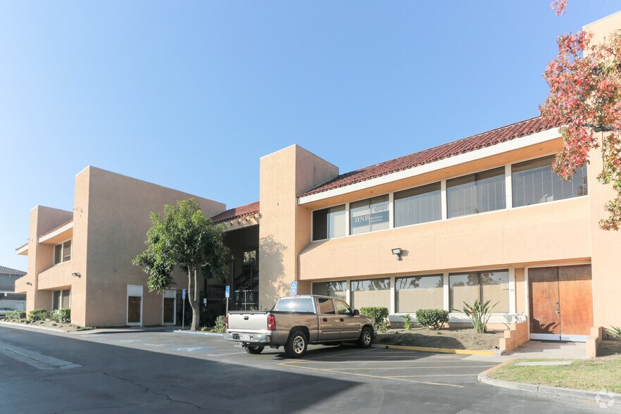 More Photos Of 520 N Brookhurst St, Anaheim Office For Lease