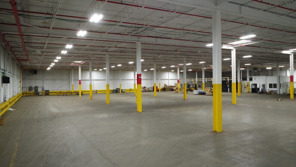 More Photos Of 1159-1193 Broad St, Central Falls Manufacturing For Lease