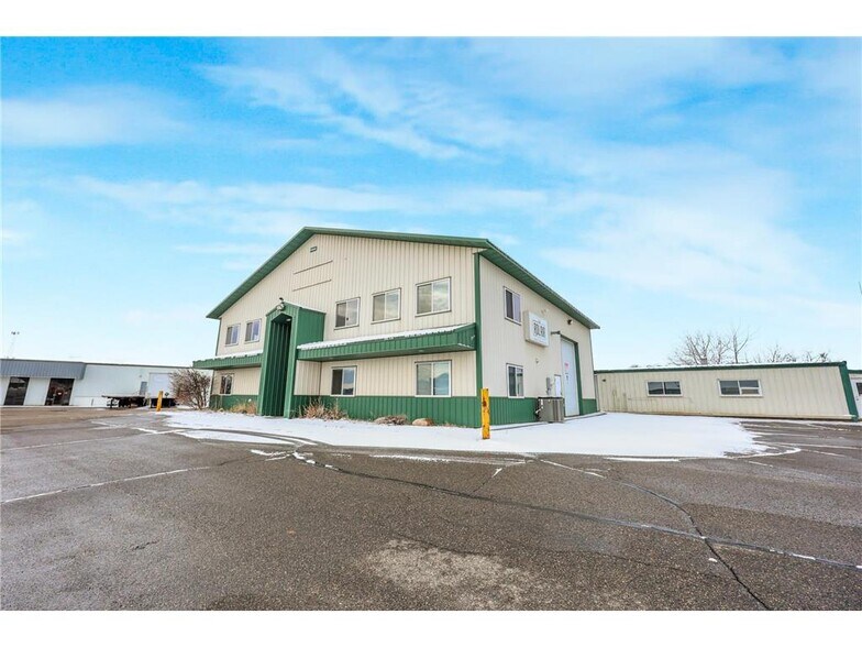 More Photos Of 1121 S Lincoln Ave, Sauk Rapids Warehouse For Sale