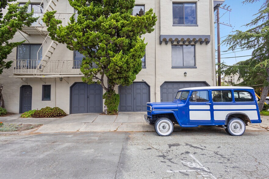 More Photos Of 1001 Warfield Ave, Oakland Apartments For Sale