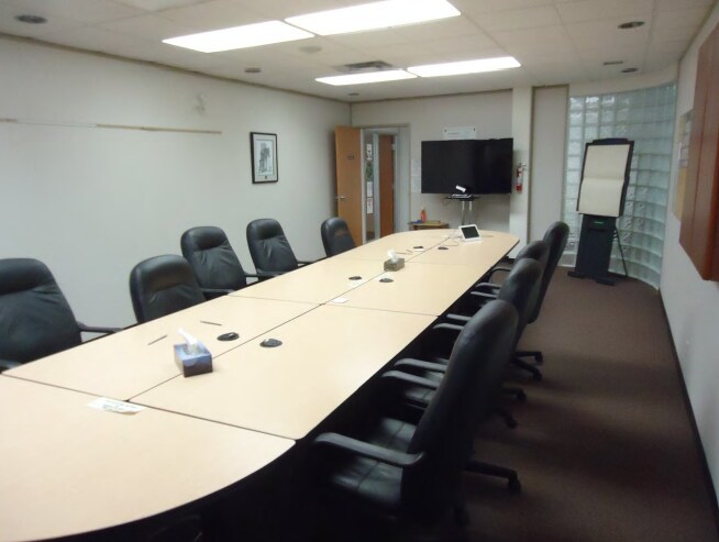 More Photos Of 4826 50 St, Red Deer Office For Sale