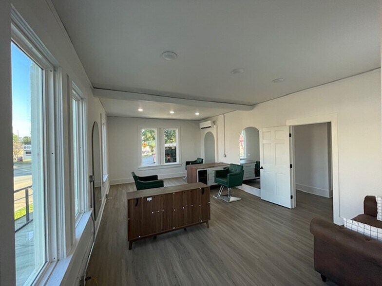 More Photos Of , Wynne Unknown For Sale