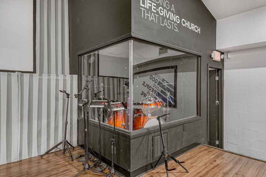 More Photos Of 1865 Friday Rd, Cocoa Religious Facility For Sale