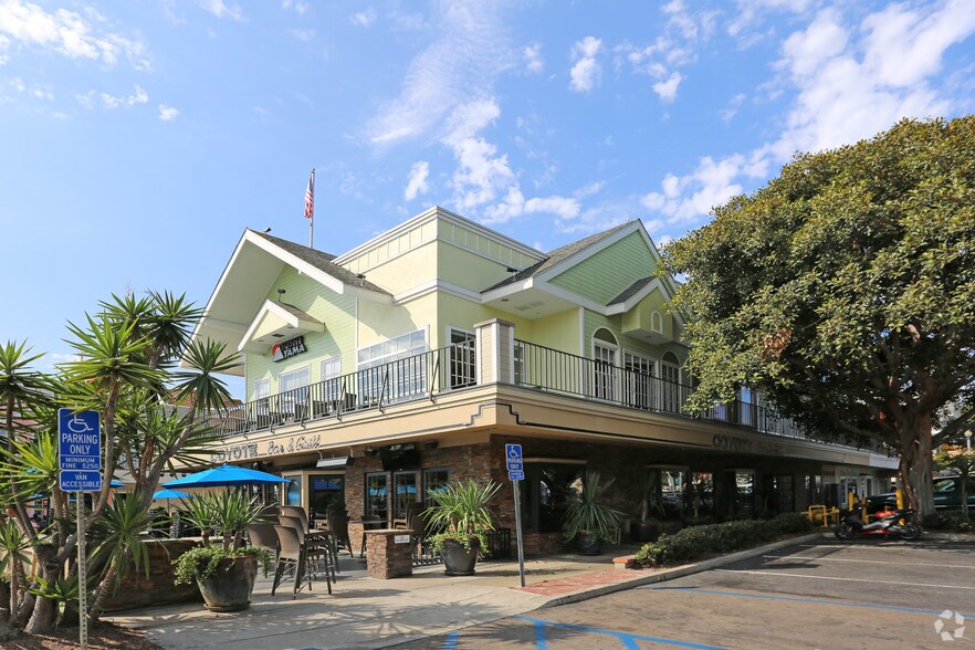 More Photos Of 300 Carlsbad Village Dr, Carlsbad Storefront For Lease