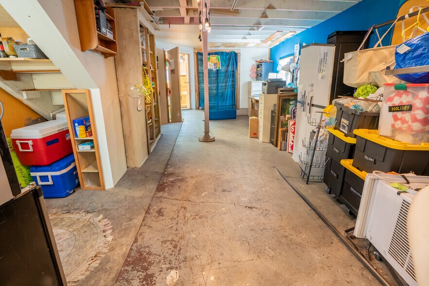 More Photos Of 302-304 4th Ave E, Olympia Storefront For Sale
