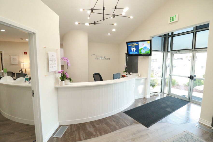 More Photos Of 9102 W Ken Caryl Ave, Littleton Medical For Sale
